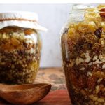 SUVO GROŽĐE, LAN I MED – RECEPT KOJI DOKAZANO DJELUJE: Isprobana kombinacija koja brzo oporavlja kosti i zglobove… SUVO GROŽĐE, LAN I MED – RECEPT KOJI DOKAZANO DJELUJE: Isprobana kombinacija koja brzo oporavlja kosti i zglobove… - featured image